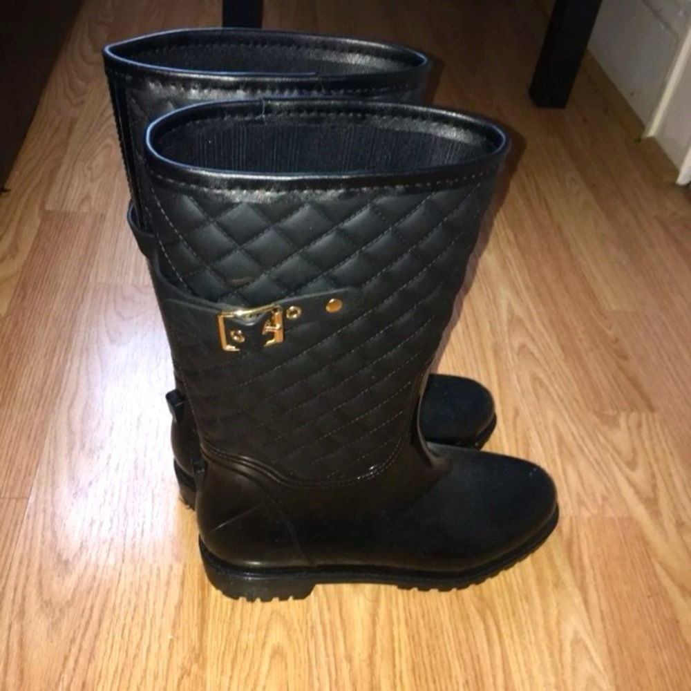 Sociology Quilted Rain Boot